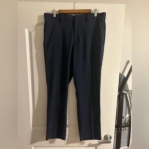 Men’s Perry Ellis portfolio slim fit navy dress pants or slacks. 36 waist